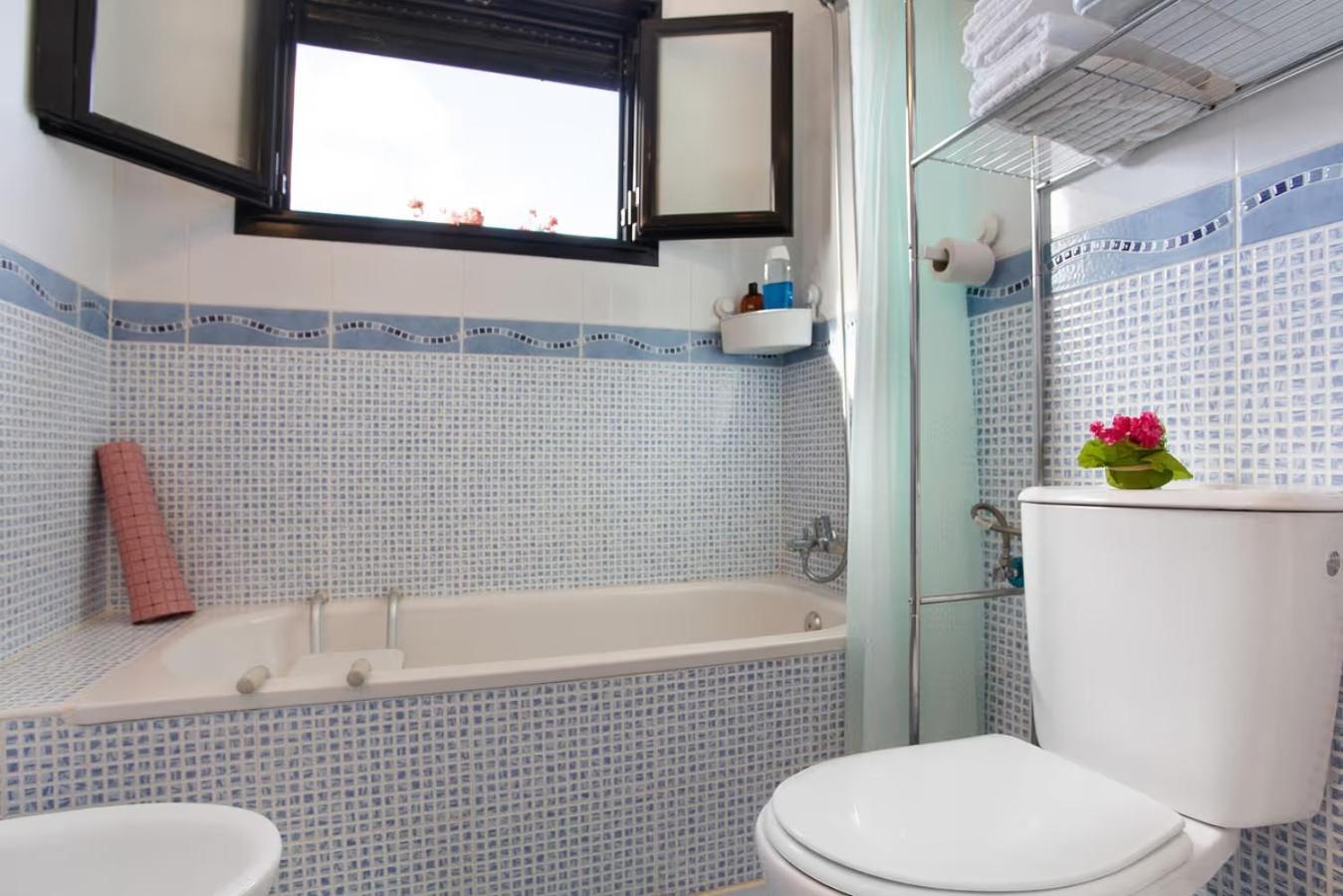 Holiday home Amadeus La Oliva